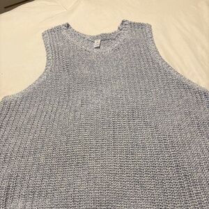 Old Navy sleeveless sweater brand new